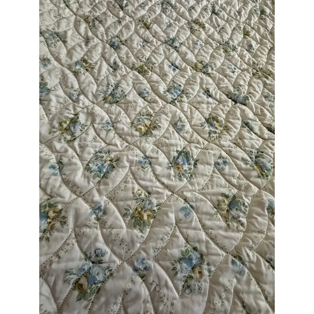 Cottagecore Floral Quilt Bedspread Vintage Style Pastel Blue Green Full Queen